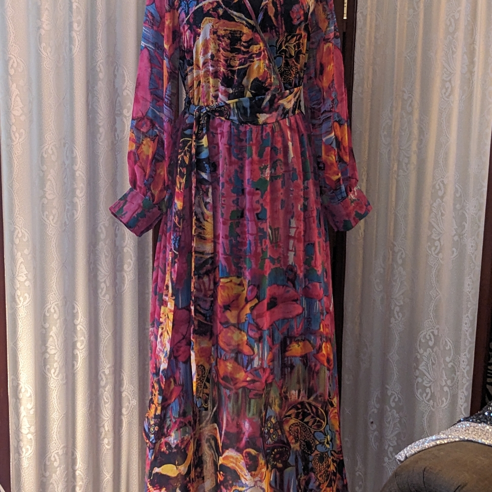 Chiffon maxi dress with attached self tie border print. One size
